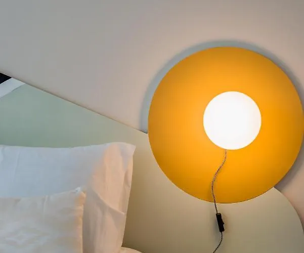 Unique Modernist Duplex & Parking