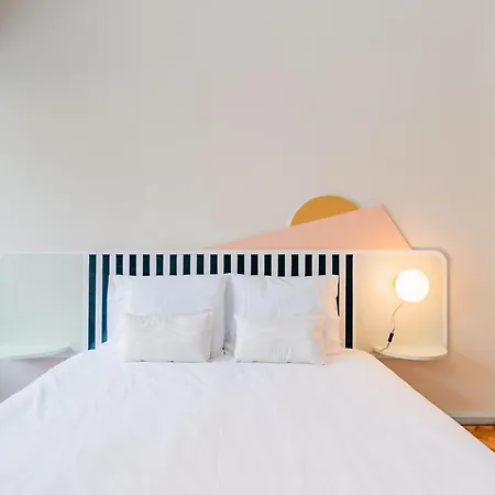 公寓 Unique Modernist Duplex & Parking 波尔图