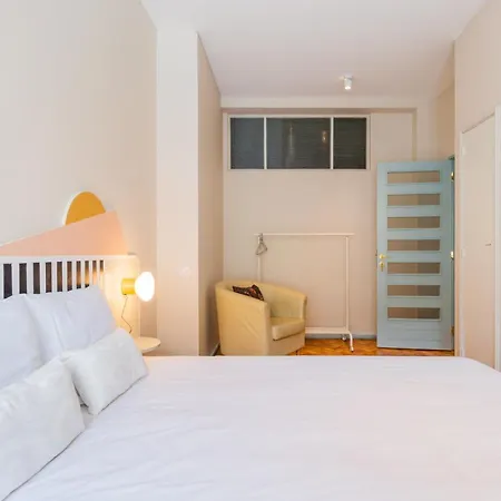 Unique Modernist Duplex Apartment&parking Oporto