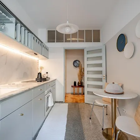 דירה Unique Modernist Duplex & Parking *