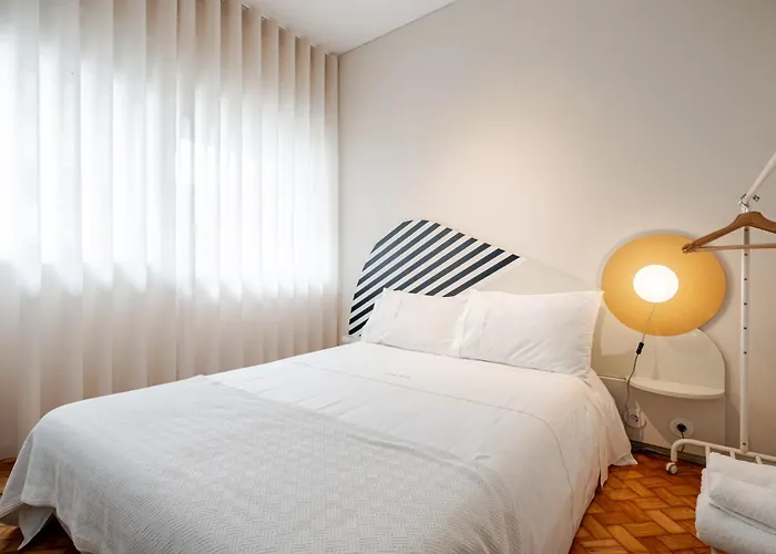 Apartamento Unique Modernist Duplex & Parking Oporto