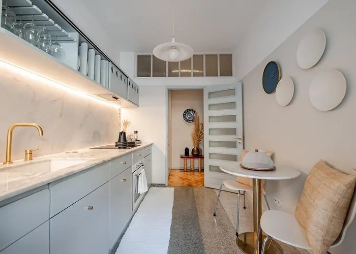 דירה Unique Modernist Duplex & Parking *