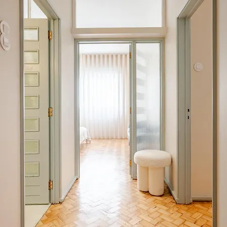 Apartamento Unique Modernist Duplex & Parking