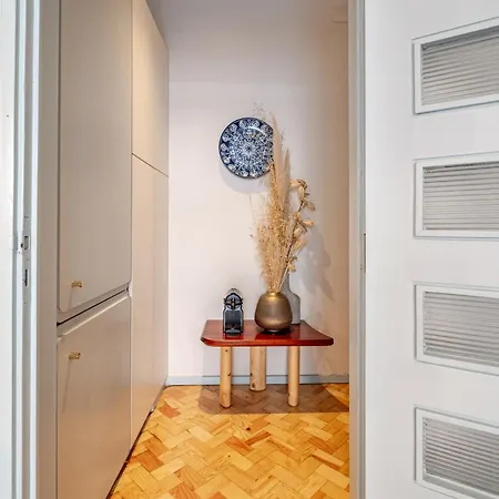 Apartamento Unique Modernist Duplex & Parking *