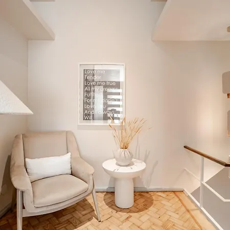 Apartamento Unique Modernist Duplex & Parking